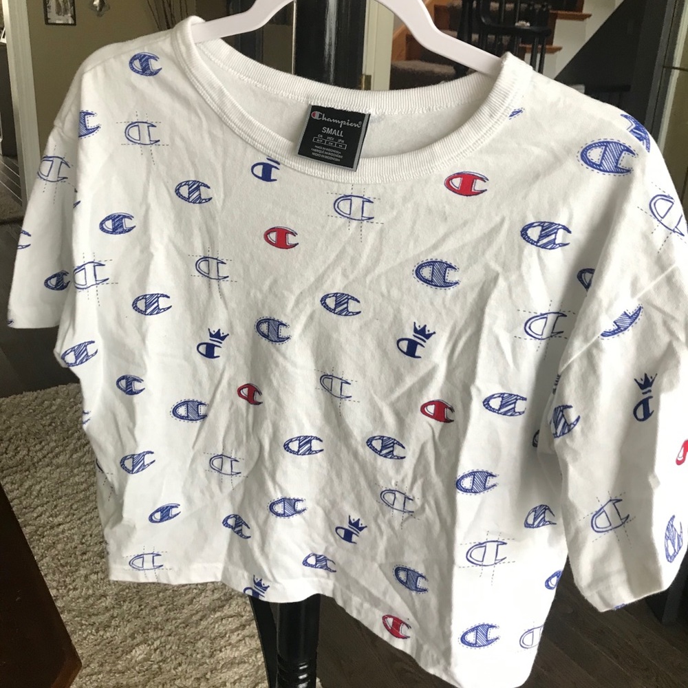 Champion Cropped Shirt